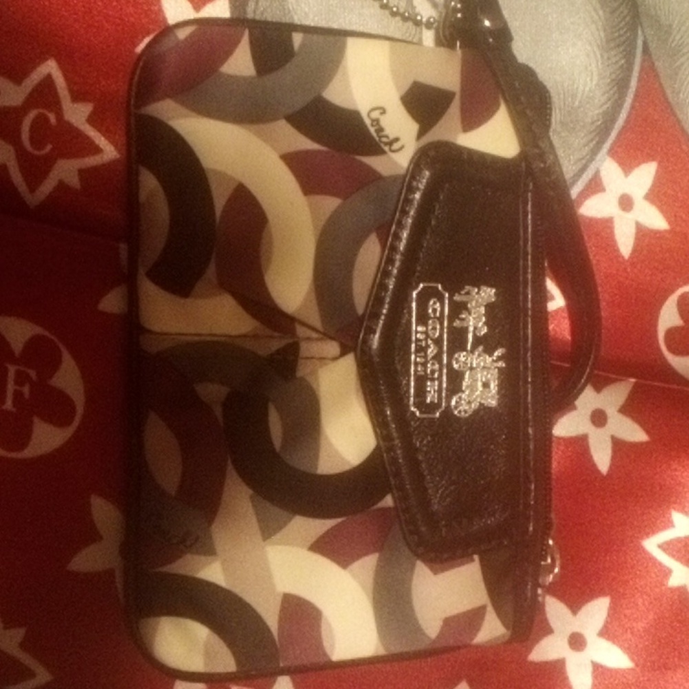 NWOT Coach Wristlet
